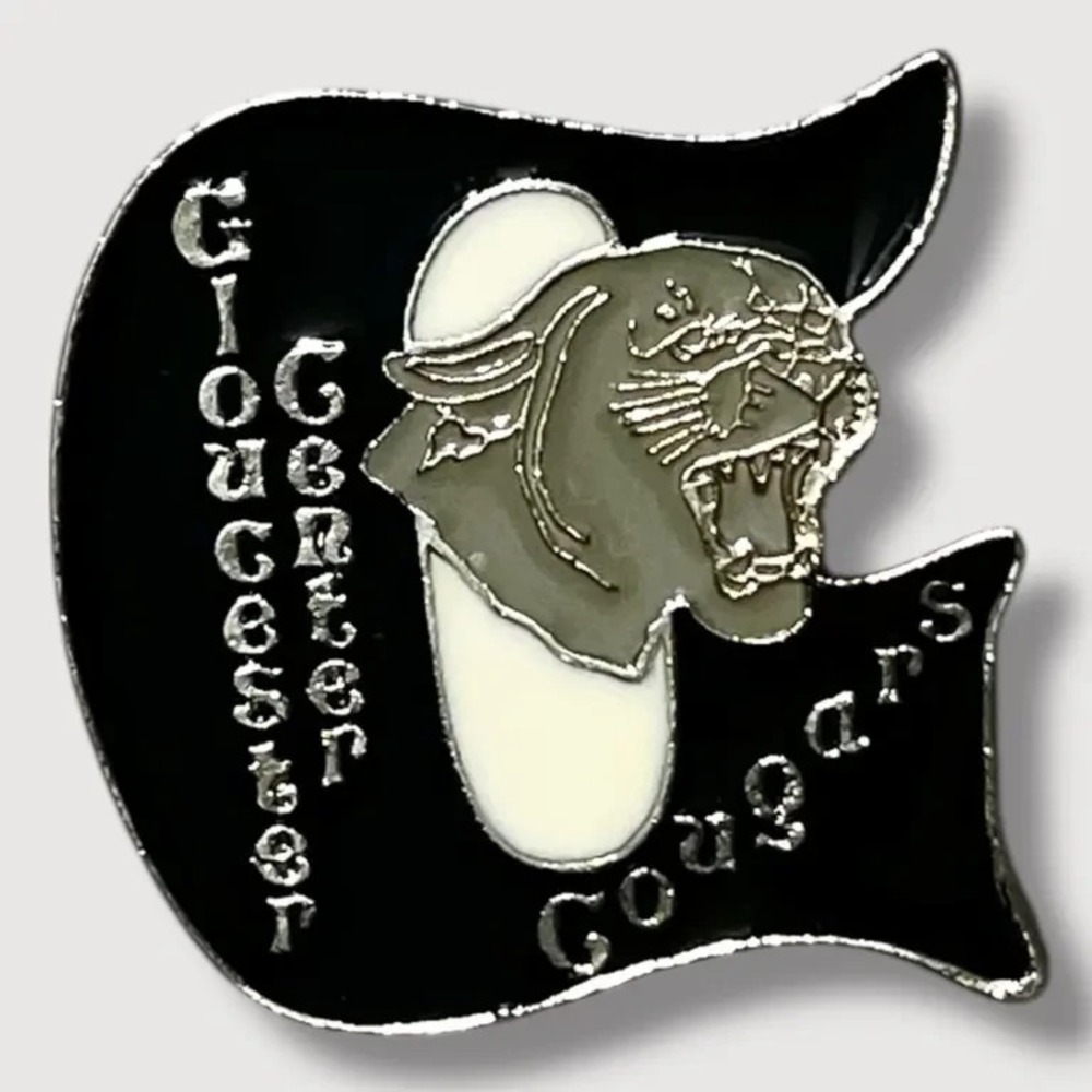 Gloucester Center Cougars Ottawa Ontario Canada Minor Hockey Assoc Lapel Pin B22
